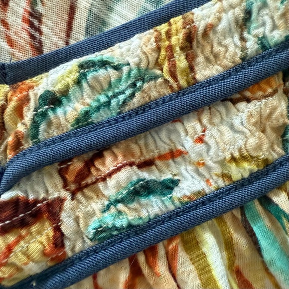 Democracy Multicolor Tropical Leaf V-Neck Flowy Blouse Top Large NWOT - Picture 8 of 12